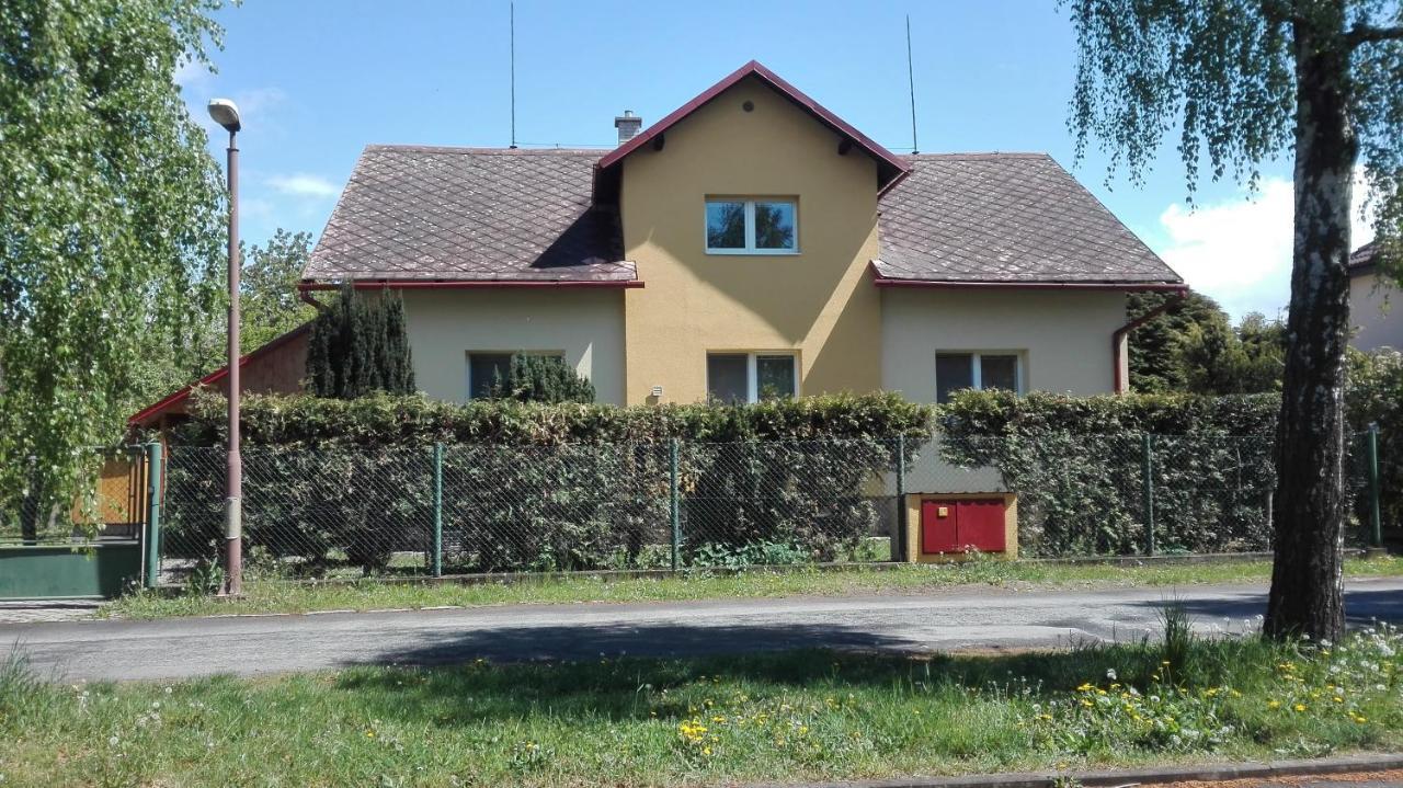 Апартаменты U Jirky Bohunovice  Экстерьер фото
